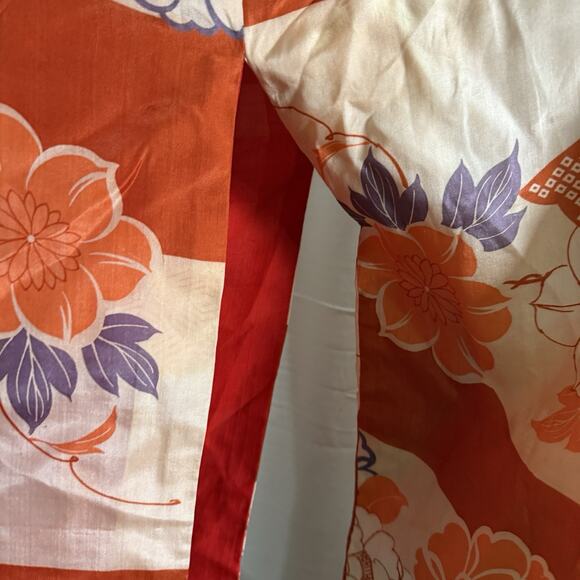 Vintage Japanese Silk Kimono Red Orange Floral Rinzu Pattern Hand Sewn Lined - Picture 3 of 10
